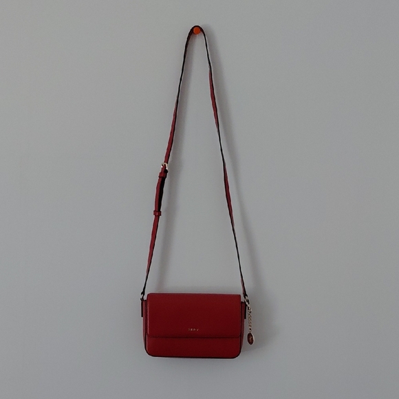 DKNY Chic Red Crossbody Bag - Picture 1 of 16